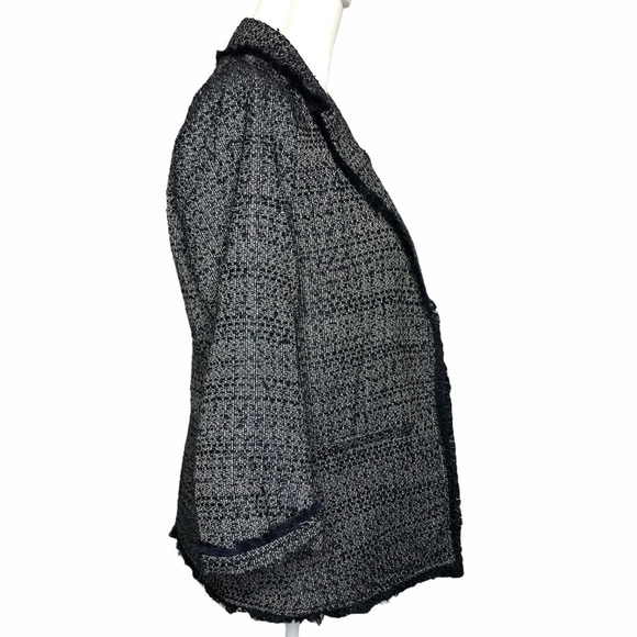 Cupcakes and Cashmere Gregory Tweed Blazer - Picture 3 of 9